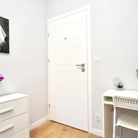 Mmrent Elvis * غدانسك